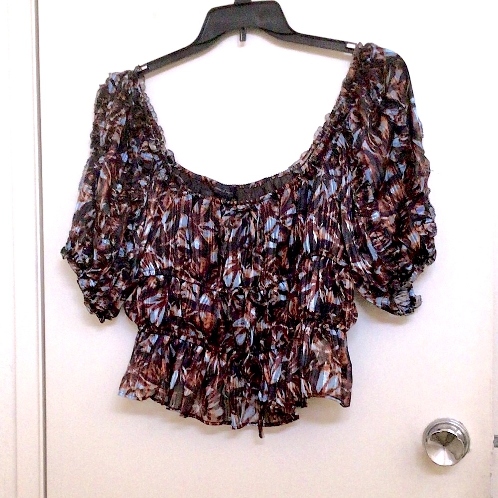 House Of Harlow 1960 Ruffled Top Nwt